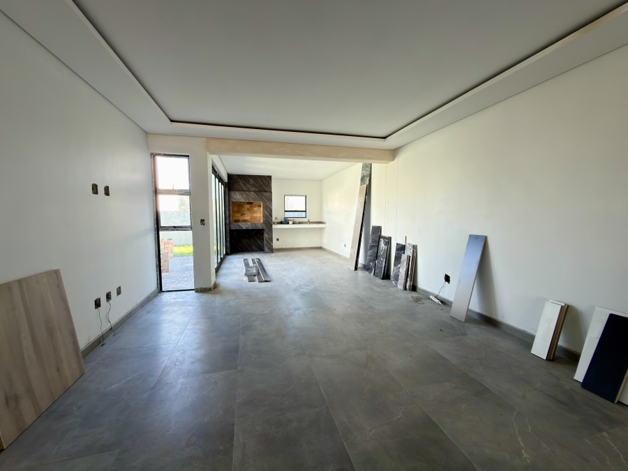 4 Bedroom Property for Sale in Sandown Western Cape